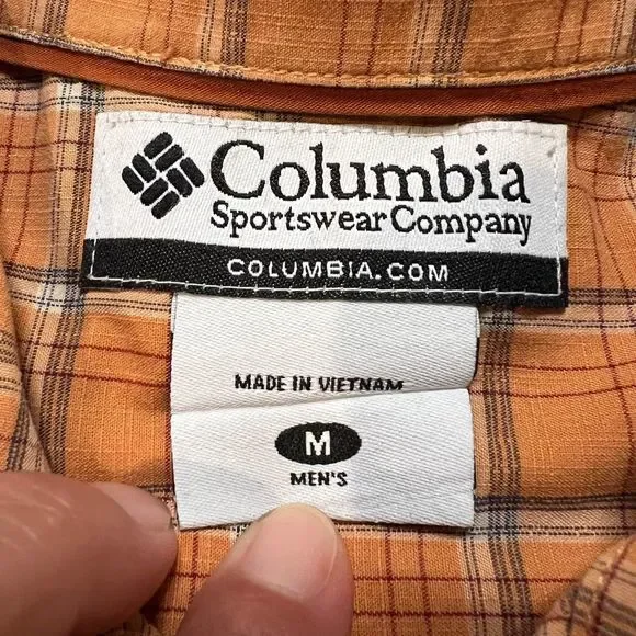 Men’s Columbia Short Sleeve Button Down Shirt Size Medium - Picture 3 of 8